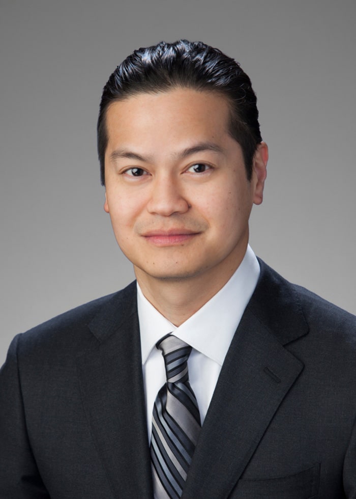 Dr. Phong Le headshot