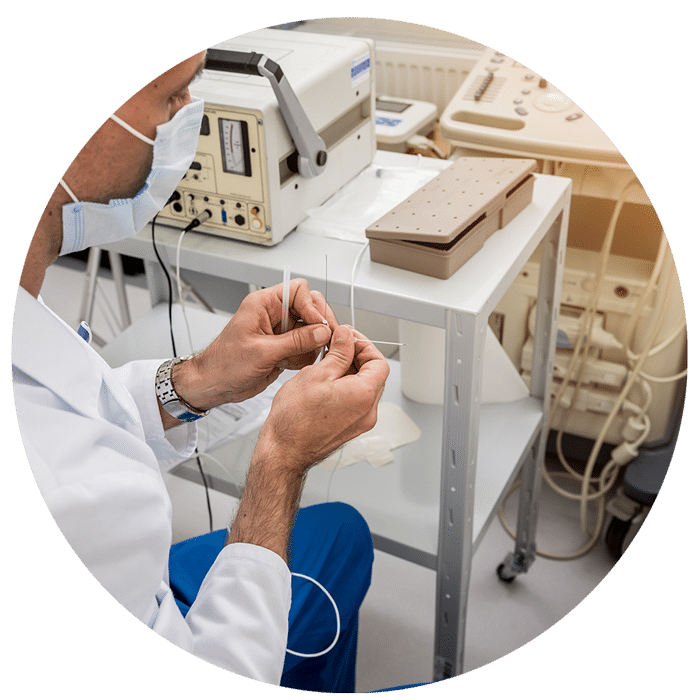 Minivasive Pain Knee Surgery