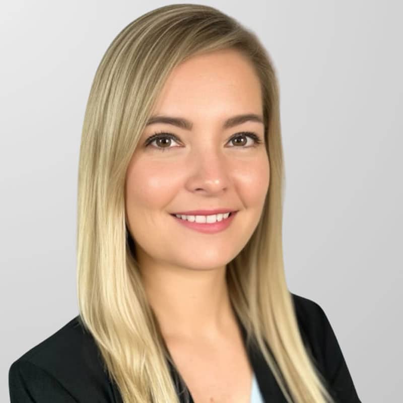 Minivasive Christina Parker