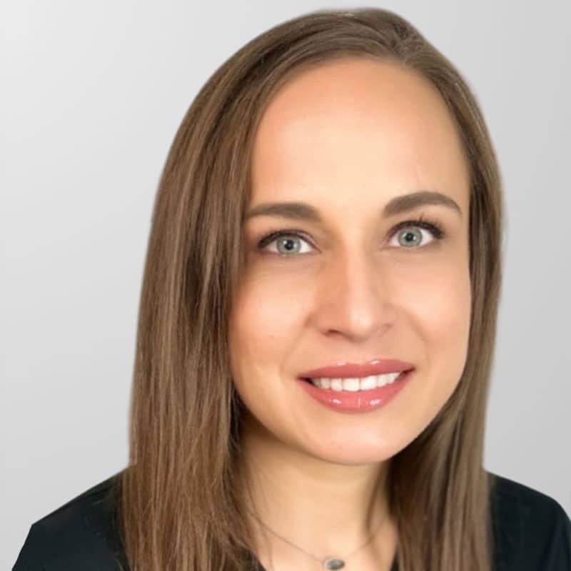 Minivasive Christina Parker